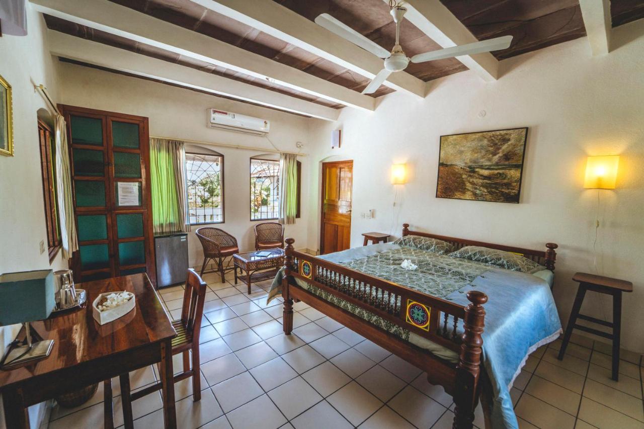 Gaia'S Garden Guest House オーロヴィル エクステリア 写真