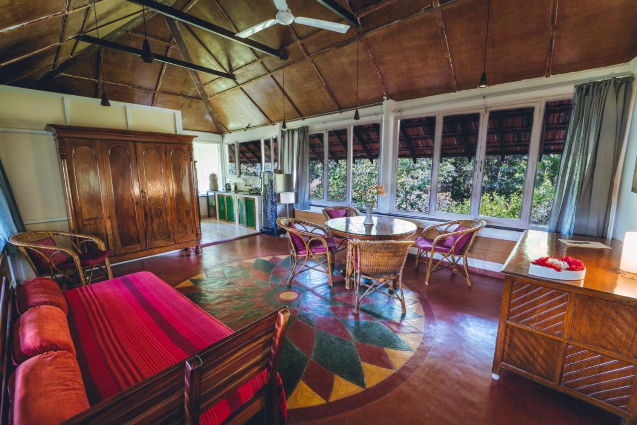 Gaia'S Garden Guest House オーロヴィル エクステリア 写真